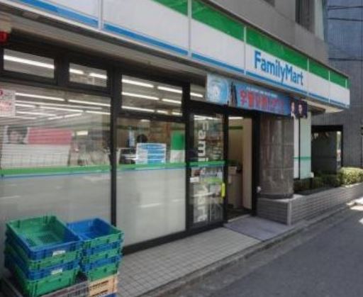 コンビニ　ファミリーマート立川四丁目店（コンビニ）まで239m