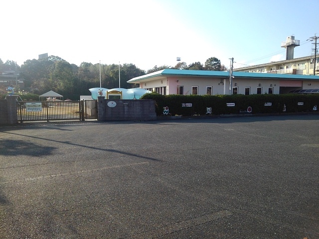 幼稚園・保育園　ひよこ保育園（幼稚園・保育園）まで570m