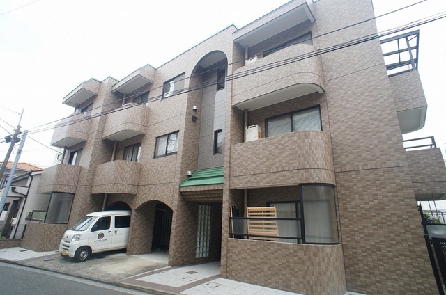 建物外観　※前回募集時のお写真です