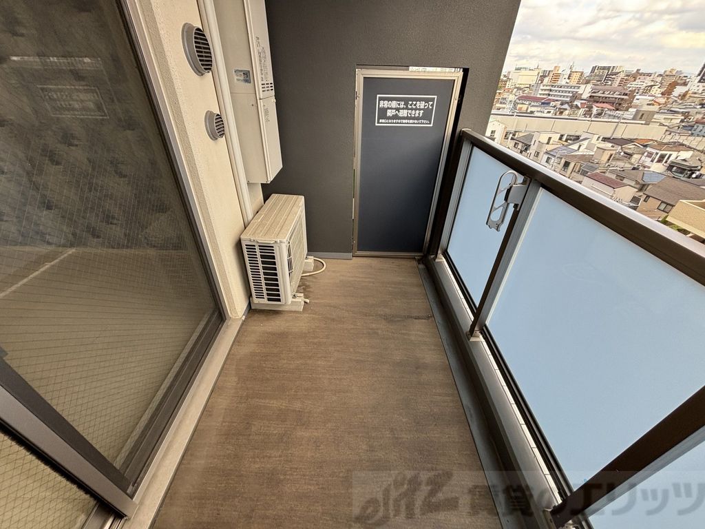 バルコニー　バルコニー