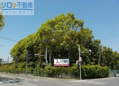 その他　三菱電機高周波光デバイス製作所（その他）まで438m