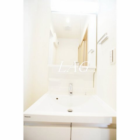 洗面設備　洗面台です。