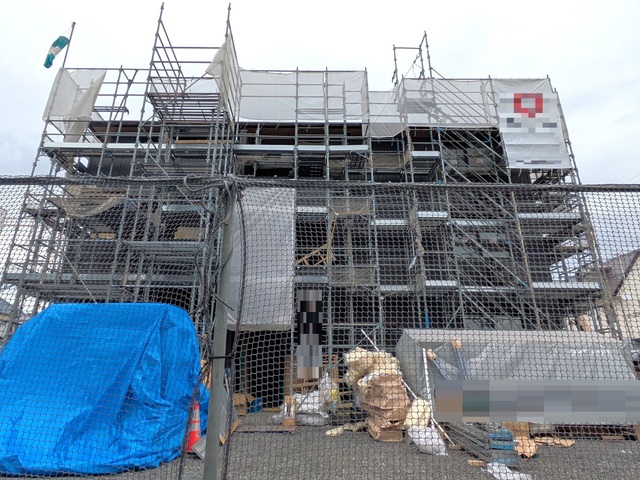 建物外観　建築中
