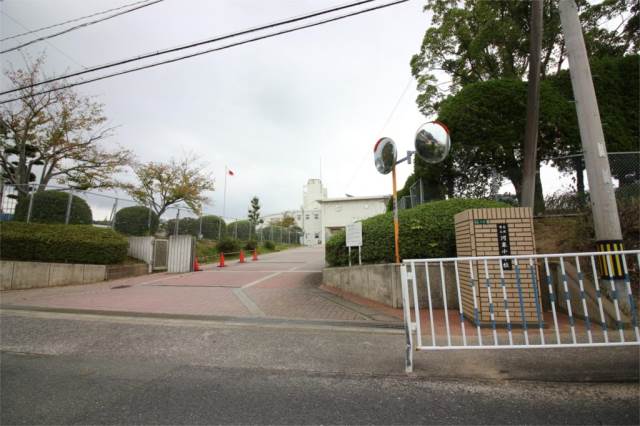 小学校　宗像市立河東小学校（小学校）まで937m