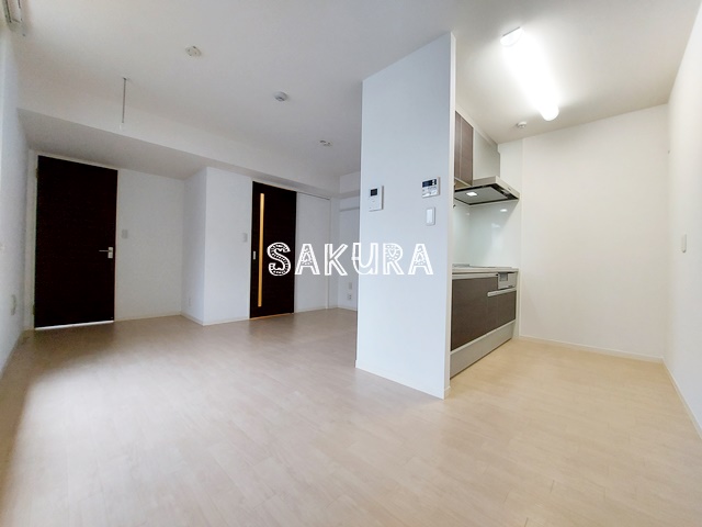 居室・リビング　開放感のあるゆったりとしたお部屋です♪