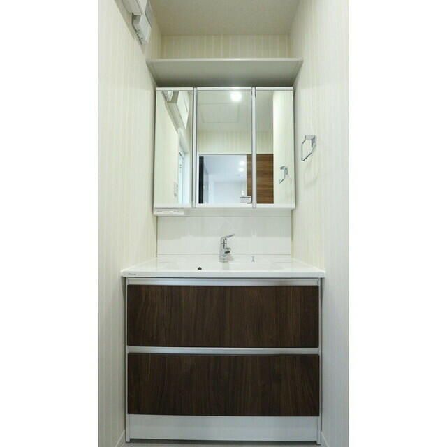 洗面設備　忙しい朝には欠かせない洗面所です