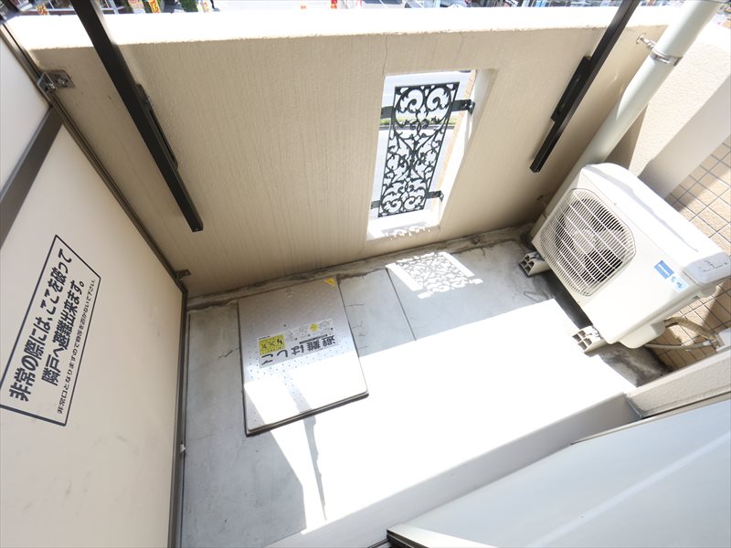 バルコニー　バルコニー