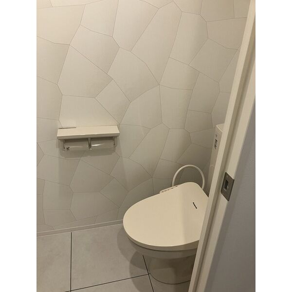 トイレ　コンパクトで使いやすいトイレです