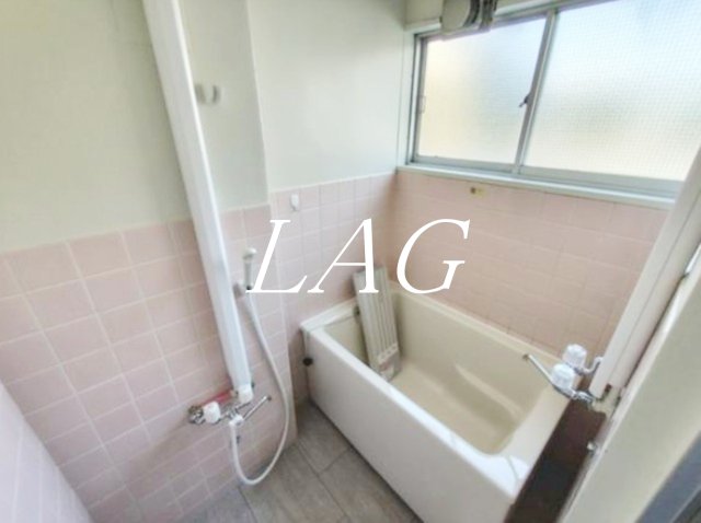 バス・シャワールーム　お風呂です。