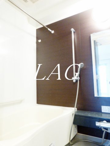 バス・シャワールーム　お風呂です。