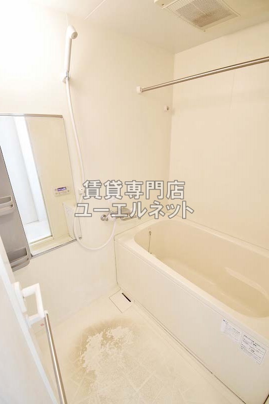 バス・シャワールーム　浴室