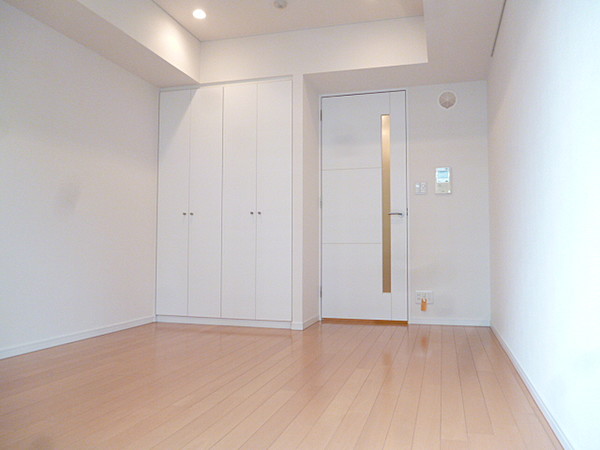 居室・リビング　※別部屋の参考写真です。