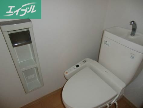 トイレ　ウォシュレット付