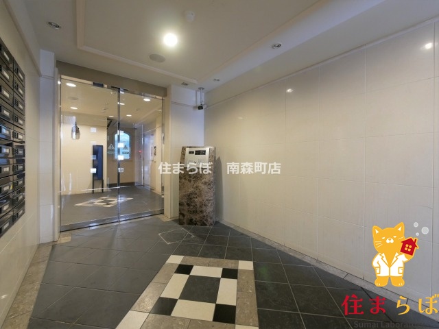 エントランス　共用部の印象も大切に