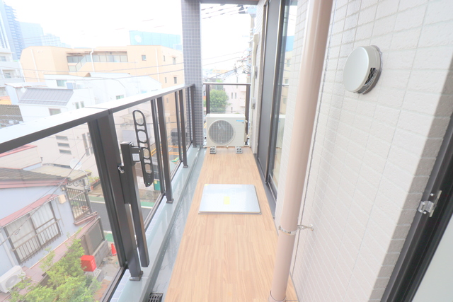 バルコニー　バルコニー