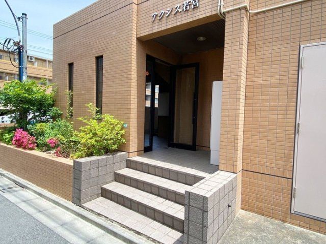 エントランス　共用部分も大変綺麗★