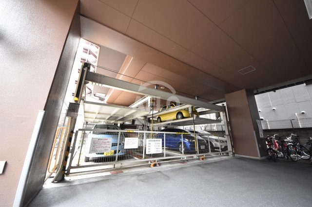 駐車場　レジディア天神橋　駐車場