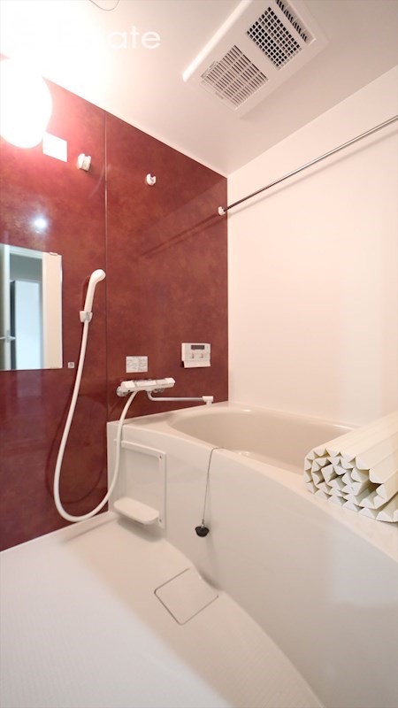 バス・シャワールーム　バスルーム