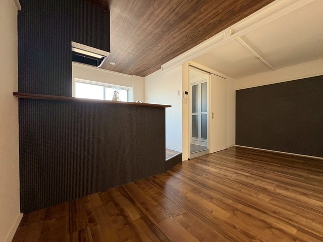 居室・リビング　別号室の写真です