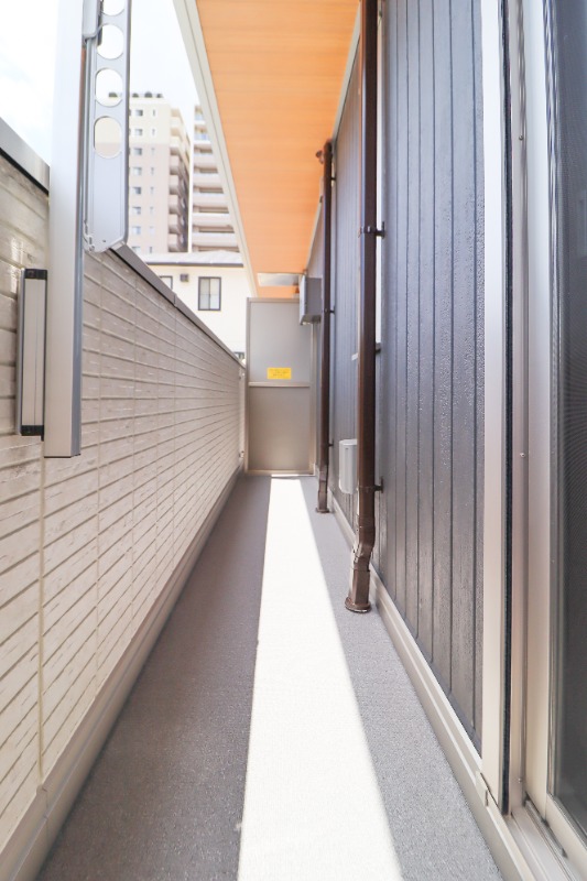 バルコニー　図面と現状に相違がある場合には現状を優先