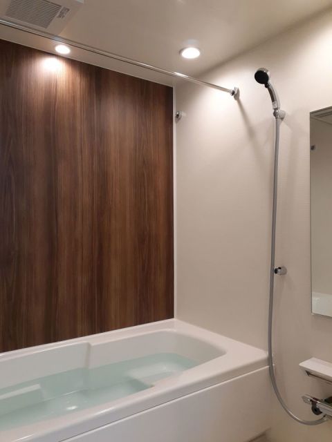バス・シャワールーム