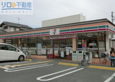 コンビニ　セブンイレブン桜ヶ丘３丁目店（コンビニ）まで442m