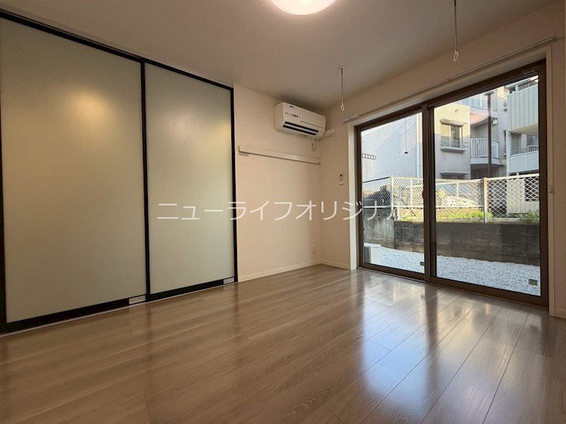 その他部屋・スペース　6.1帖の洋室です。