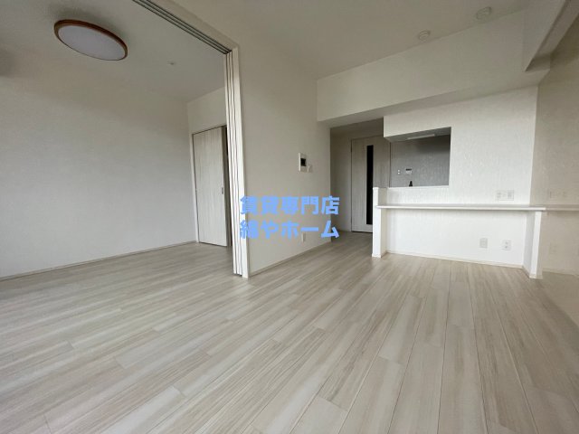 居室・リビング　スタンダードな洋室です