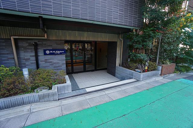 エントランス　ゆとりのあるエントランスです