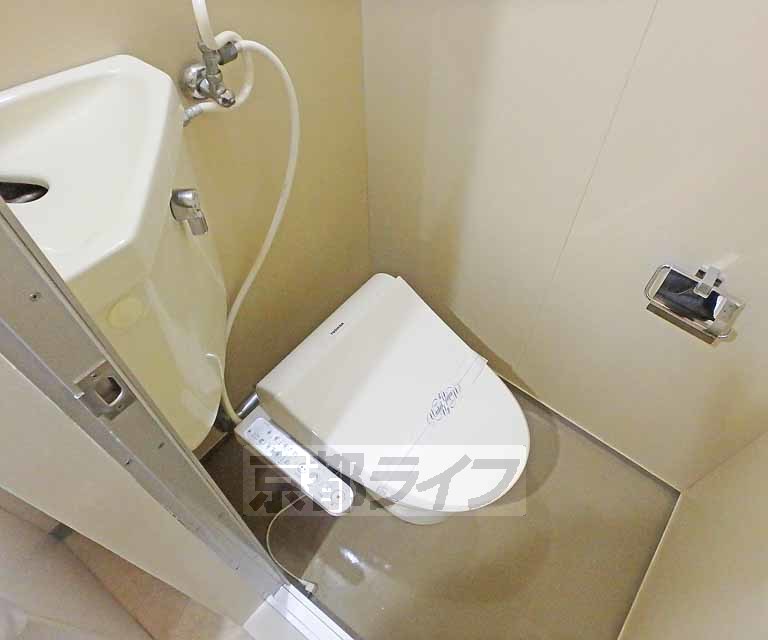 トイレ　清潔感のあるトイレです。