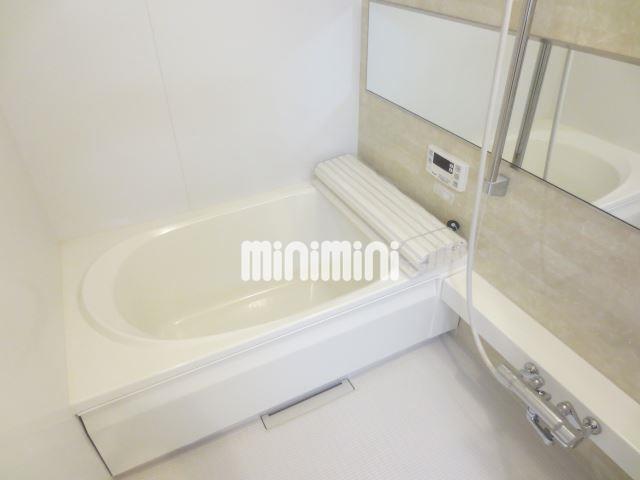 バス・シャワールーム　追い焚き機能、浴室乾燥機があります！