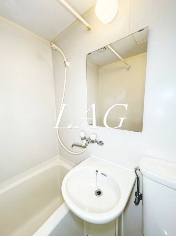 洗面設備　洗面台です。