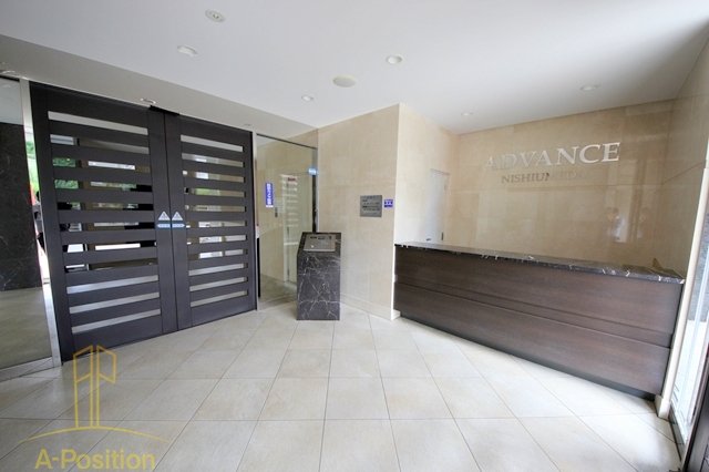 エントランス　アドバンス西梅田