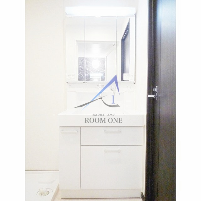 洗面設備　洗面台です。