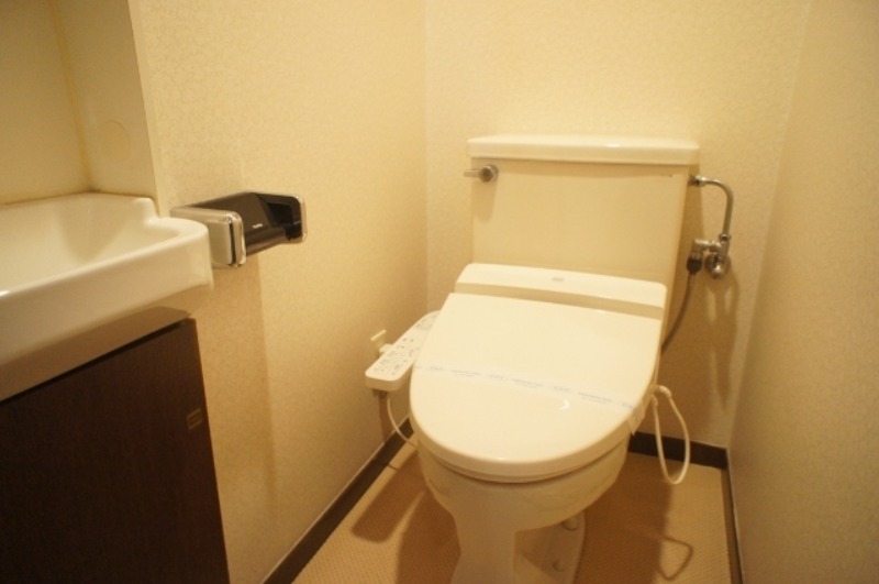 トイレ　図面と現状に相違がある場合には現状を優先