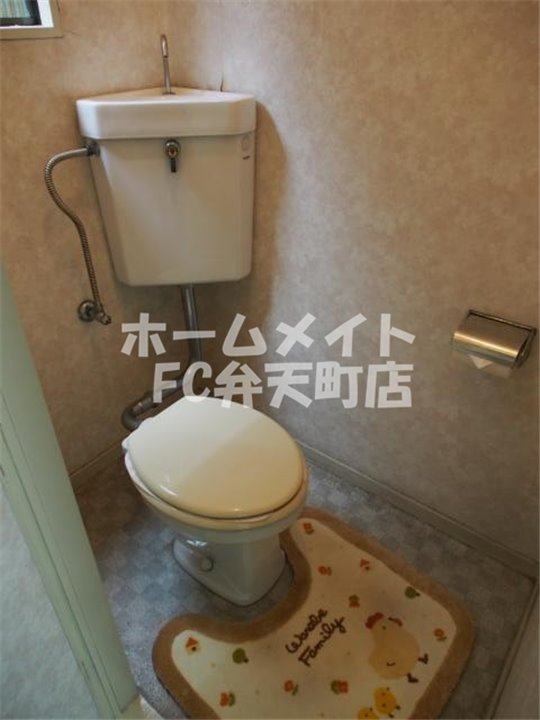 トイレ　落ち着いたトイレです