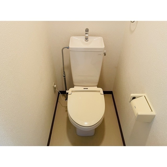 トイレ　同タイプ・別部屋