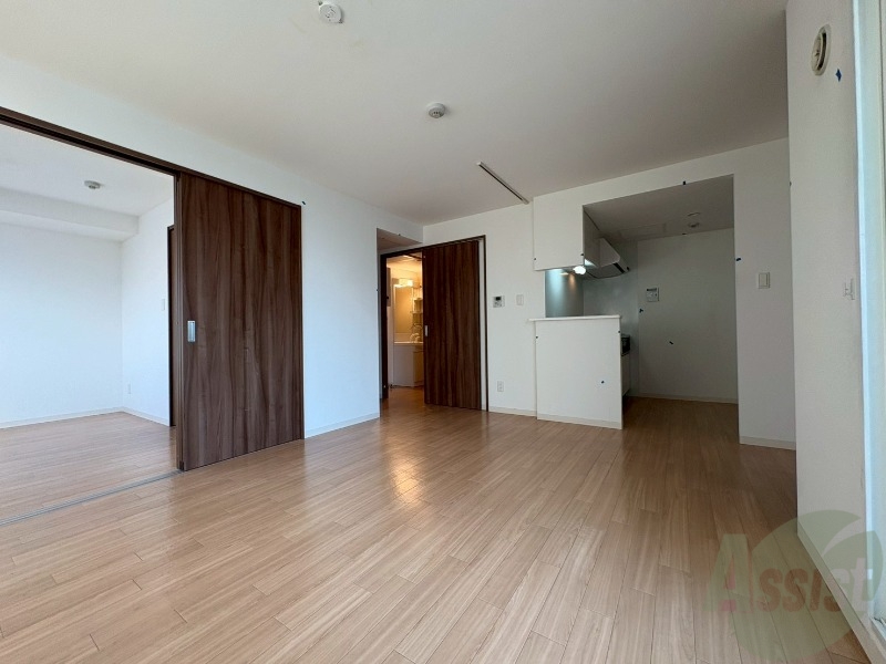居室・リビング　広くてキレイなお部屋が広がっていて、充実した生活が送れそう。