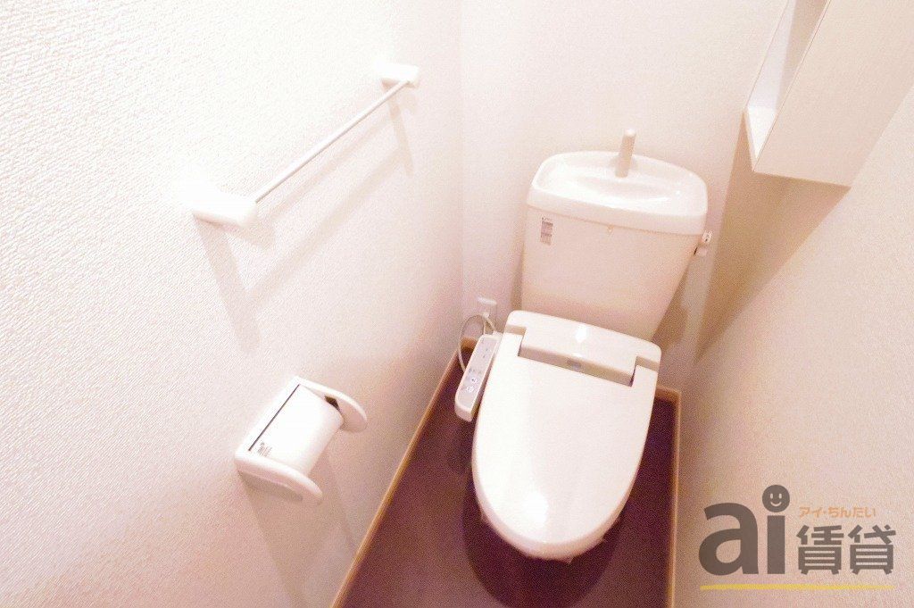 トイレ　※同仕様写真です