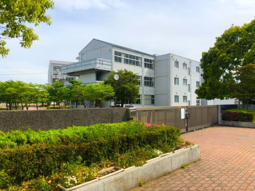 中学校　守谷市立けやき台中学校（中学校）まで638m
