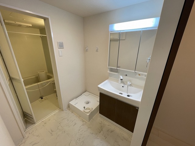 洗面設備　※同アパート別部屋の参考写真です