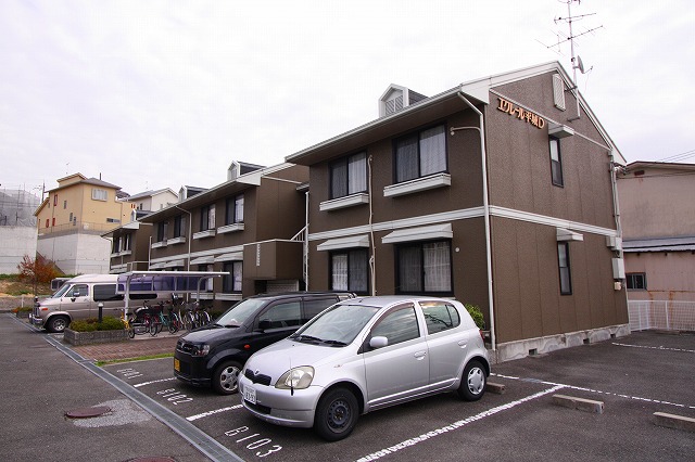 建物外観　落ち着いた雰囲気の外観です