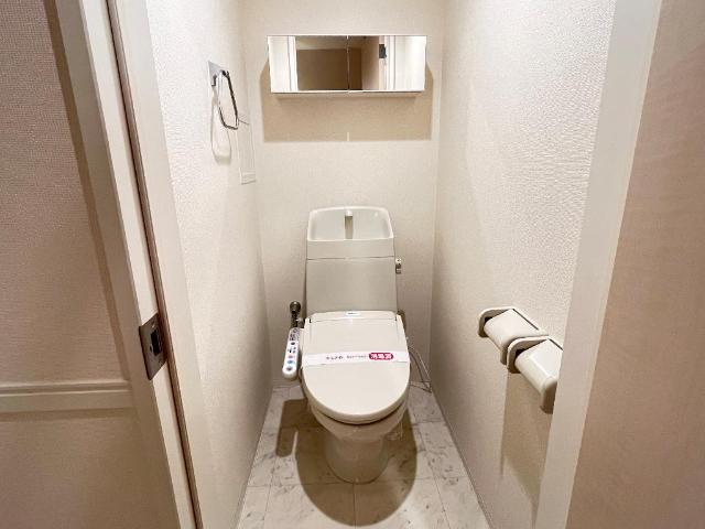 トイレ　シャワー付トイレ