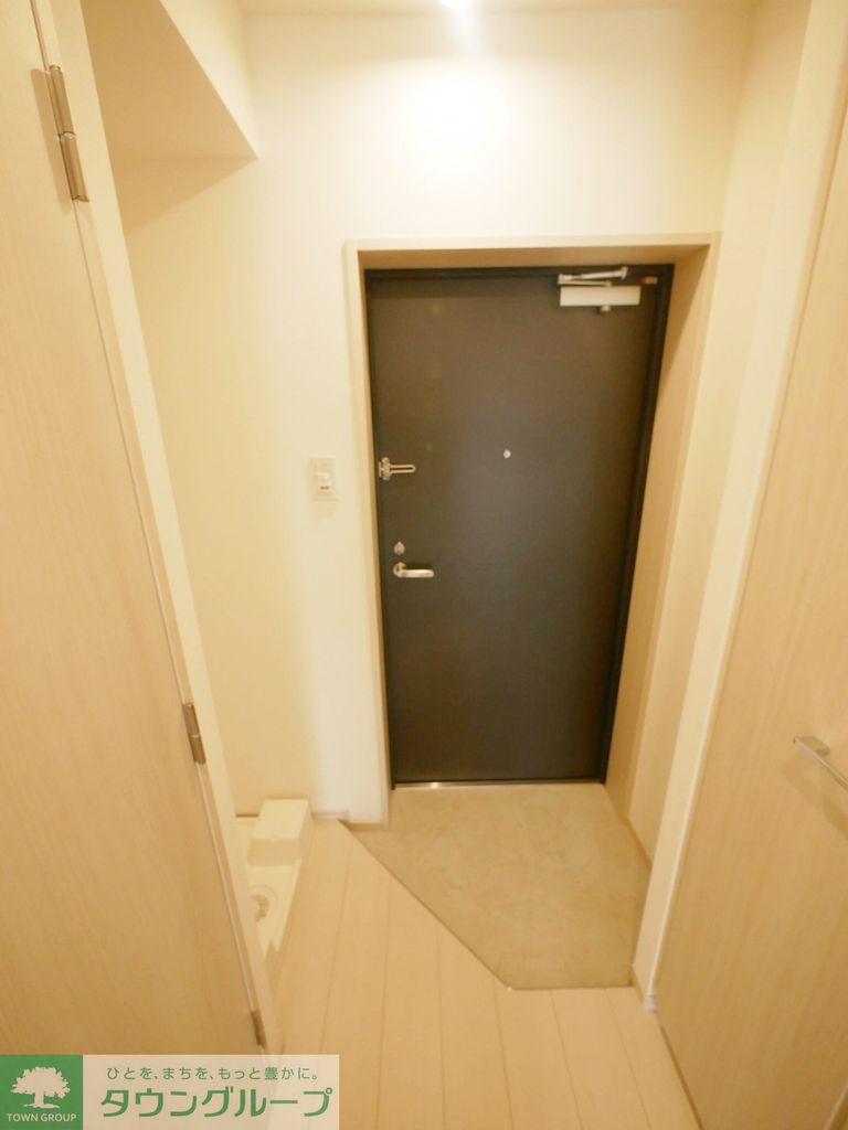 玄関　洗面