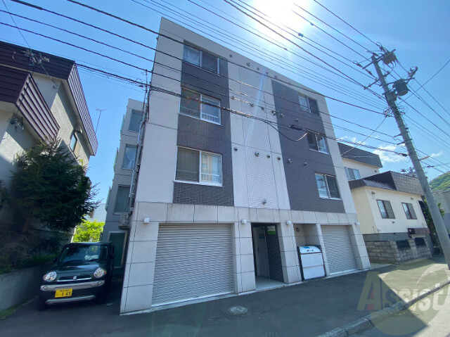 建物外観　札幌市中央区南７条西「ロワシャルマン」