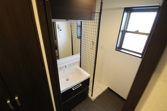 洗面設備　※別部屋の写真です