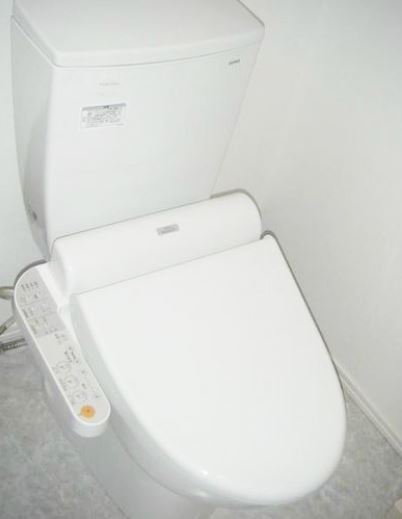 トイレ　★温水洗浄便座★