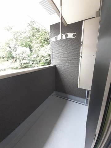 バルコニー　バルコニーからの眺めを楽しみながら食事をしませんか