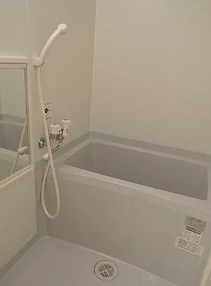 バス・シャワールーム　別部屋の画像を使用しております。