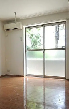 居室・リビング　別部屋の画像を使用しております。